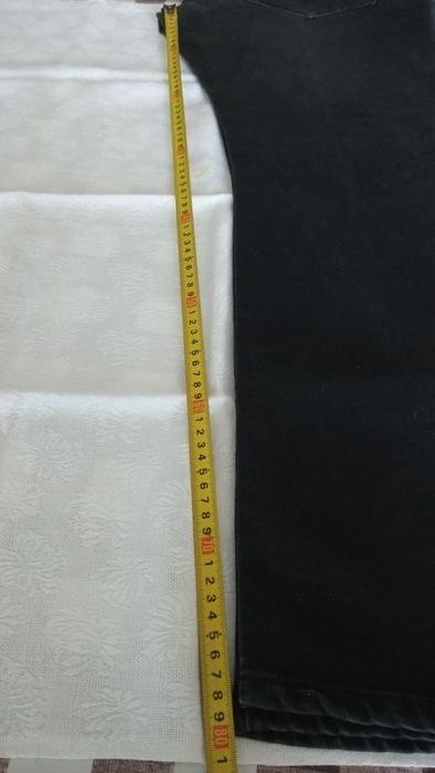 Blugi bărbați mărime 41