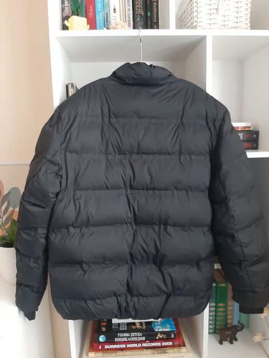 Ново черно мъжко яке размер М.