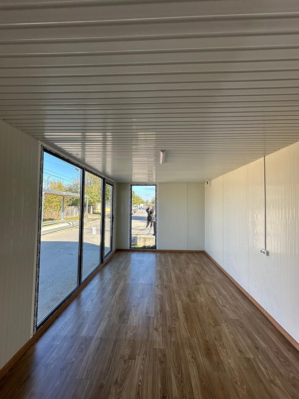 Vand container modular placat cu alubond