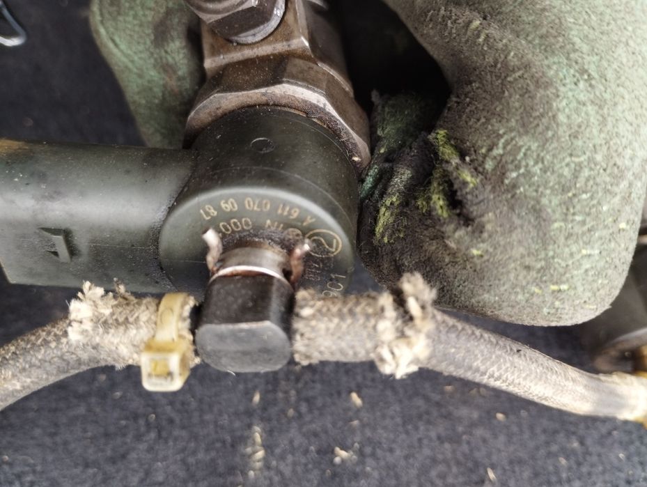 Дюзи и ГНП за Mercedes 2.2CDI OM611