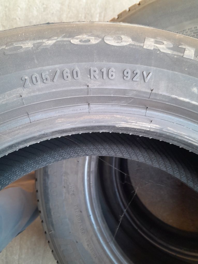 205/60/16 vară pirelli si Michelin