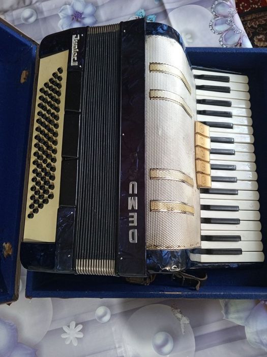 Garmoshka Akardion xolati yaxshi