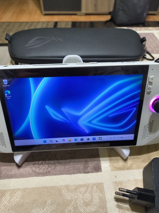 Asus ROG Ally Z1 Extreme