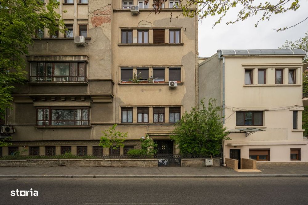 Cismigiu - Berzei, Mansarda Neamenajata, 125 Mp, In Inima Capitalei!