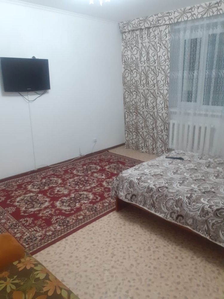 1 комнатная квартира посуточно Айнакол Жумабаева Кошкарбаева