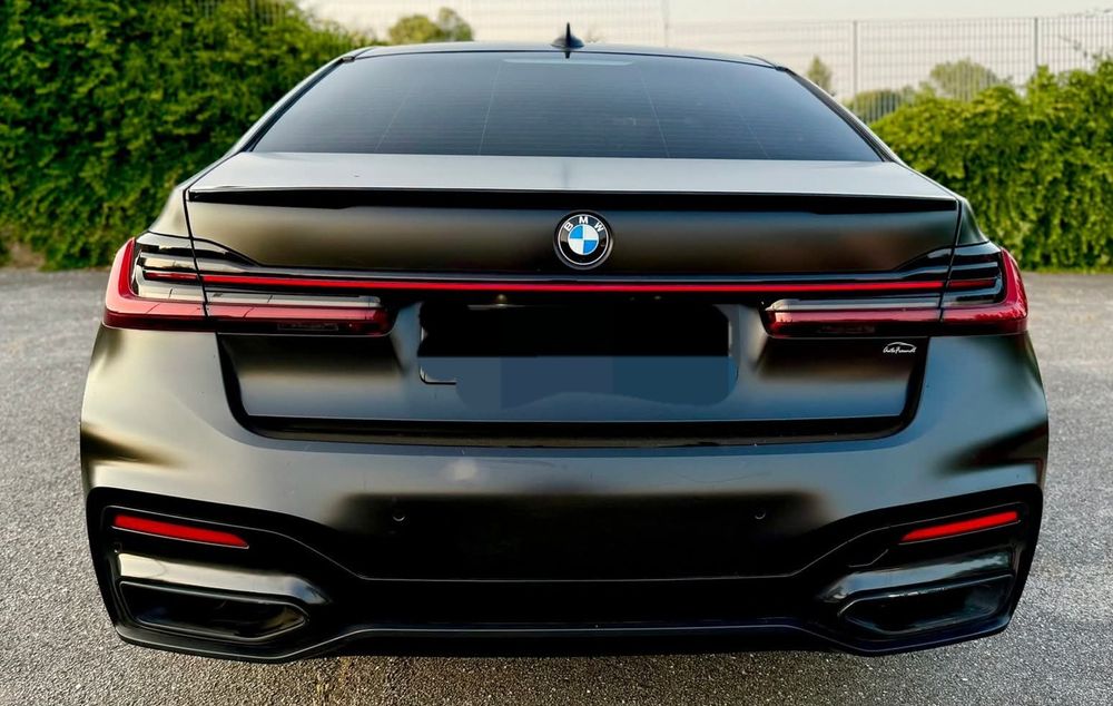 BMW seria 7 750Li xDrive