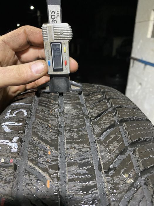 1x Anvelopa iarna 215 65 17 Continental