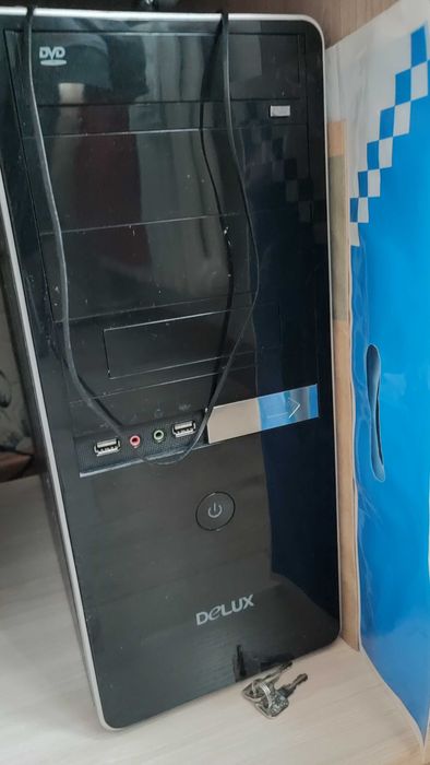 Компьютер со всей периферией