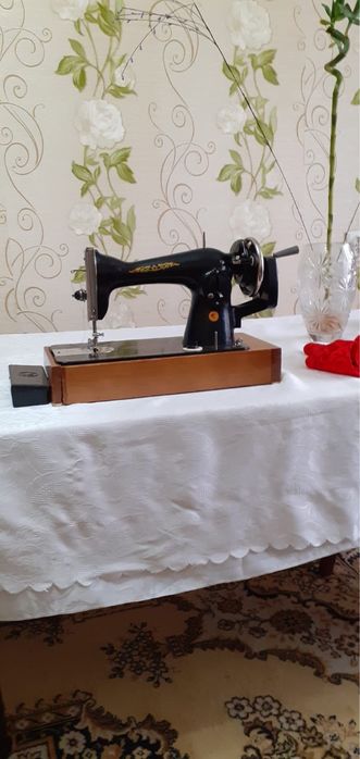 Швейная машинка ручная