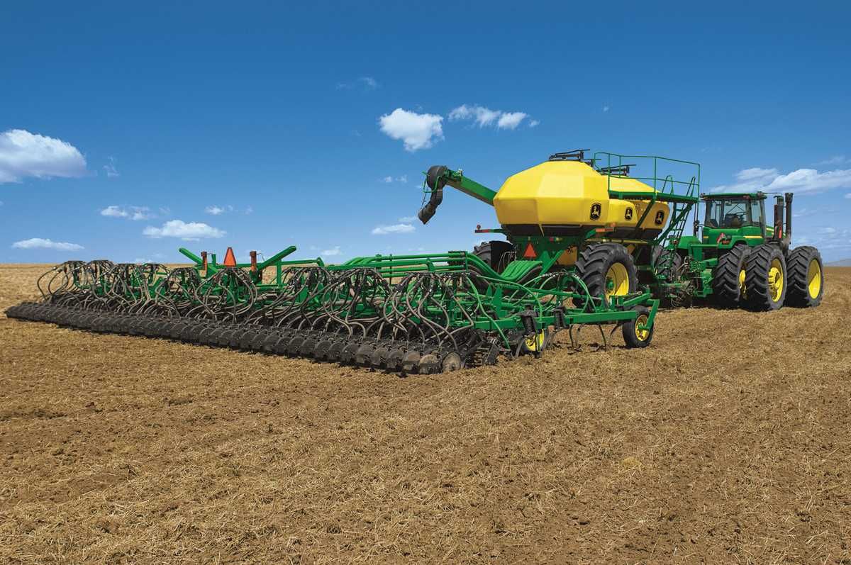 Посевной комплекс John Deere 730