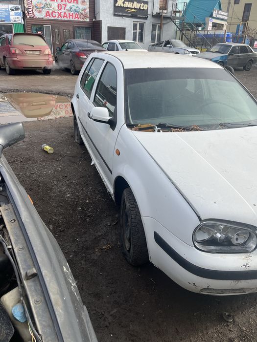 Volkswagen Golf 4