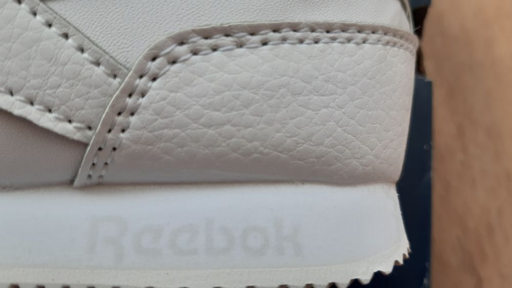 Reebok N31 Нови.