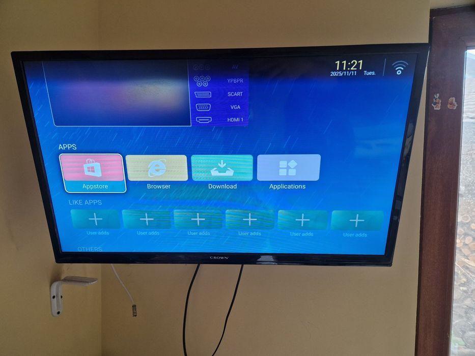 Смарт телевизор Crown 32