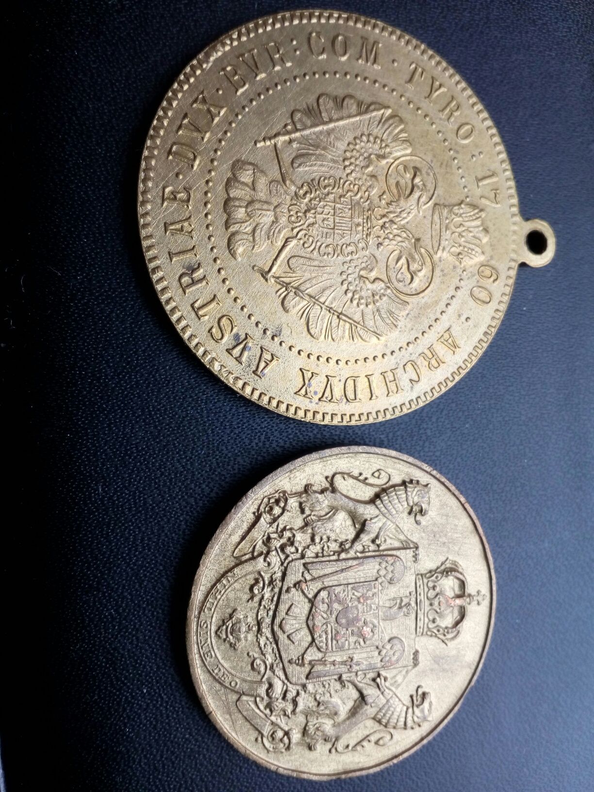 Vand medalii foarte vechi vintage