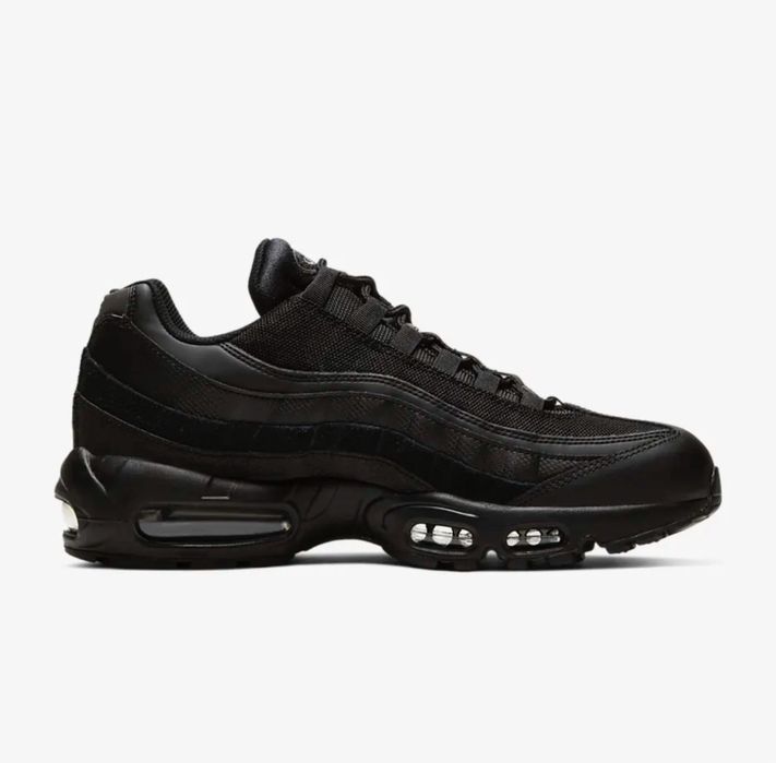 Nike Air Max 95 “Triple Black” Essential *В разпродажба*