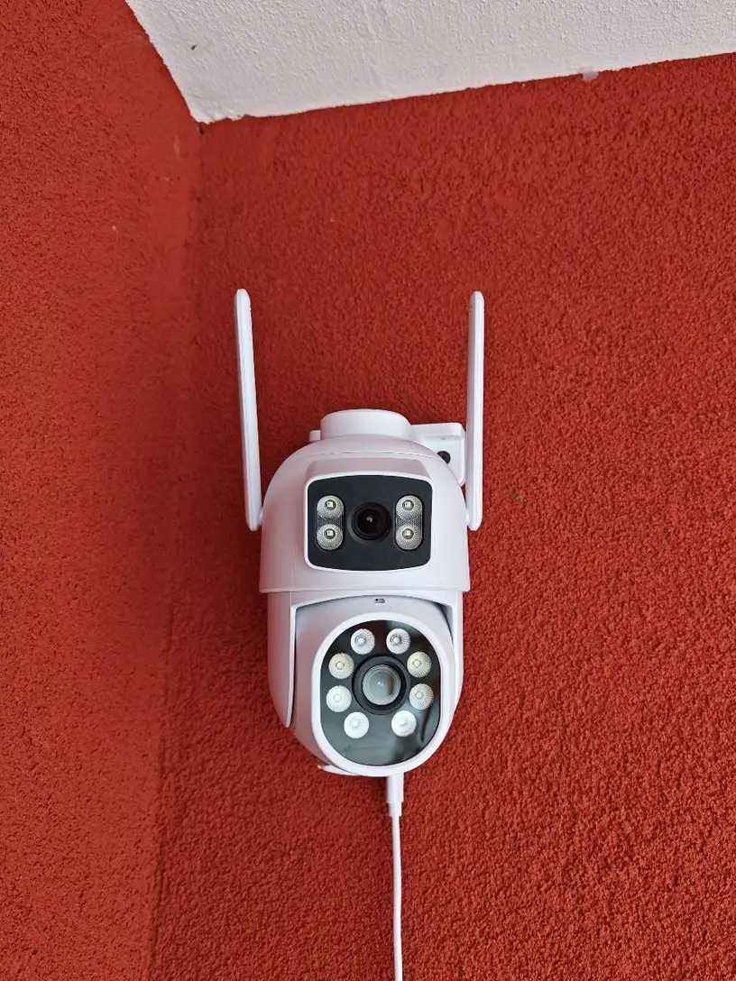 Wifi домашна двойна камера за видеонаблюдение