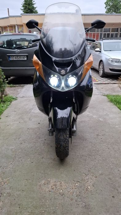 Suzuki Burgman 400