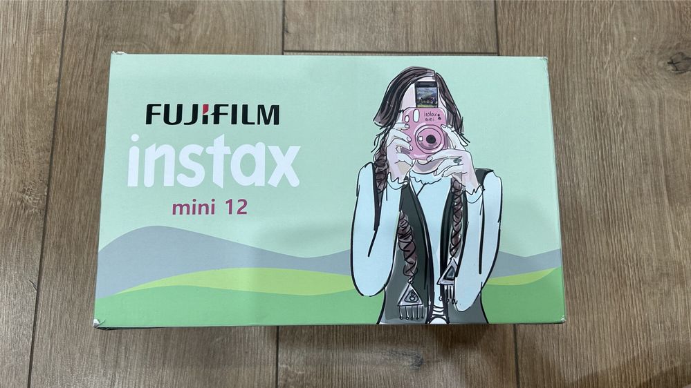 Фотокамера моментальной печати Fujifilm Instax mini 12 фиолетовый