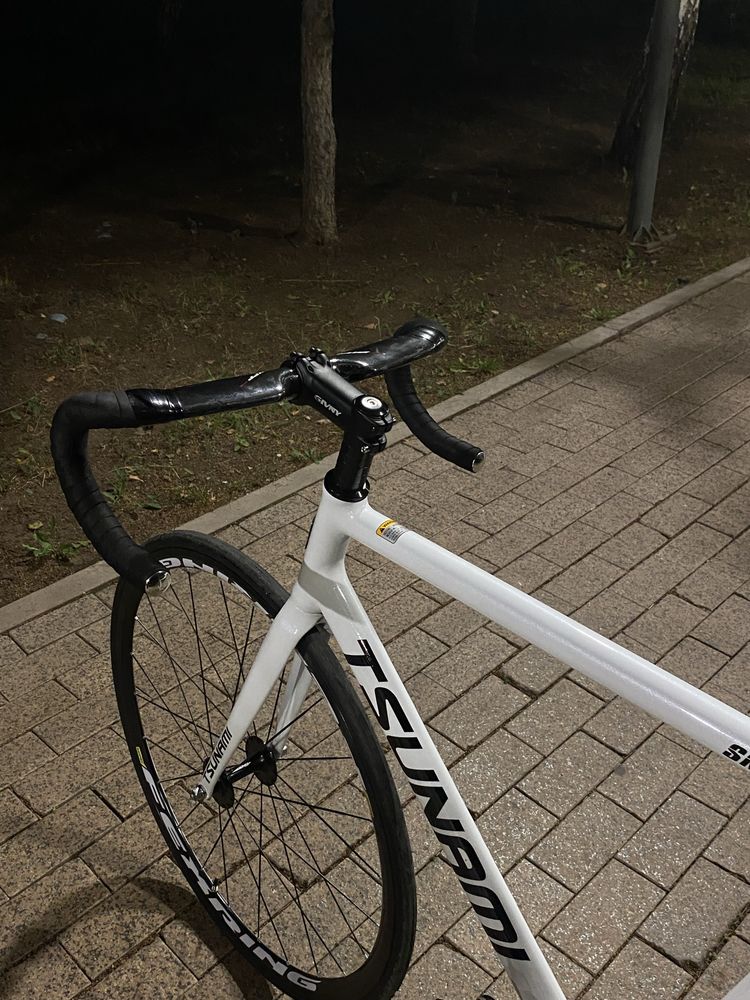 Продается Fixie gear tsunami snm100
