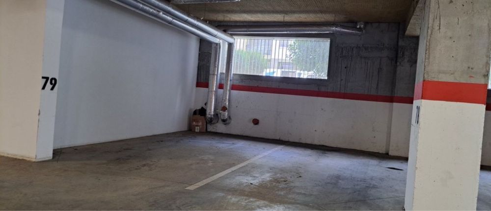 PARCARE Subterana de inchiriat  În Tractorul
