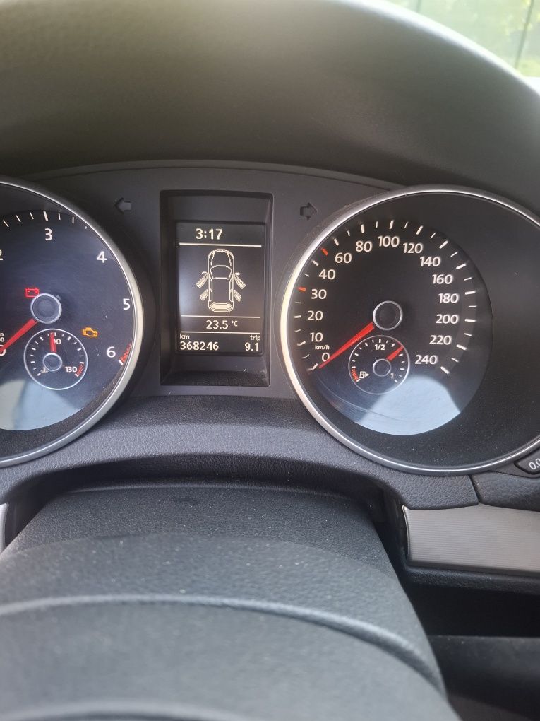 Vând vw golf 6 2011