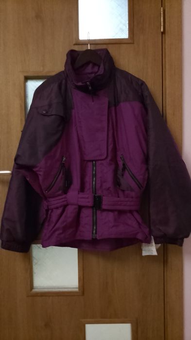 Ново дамско ски яке на Stagsport