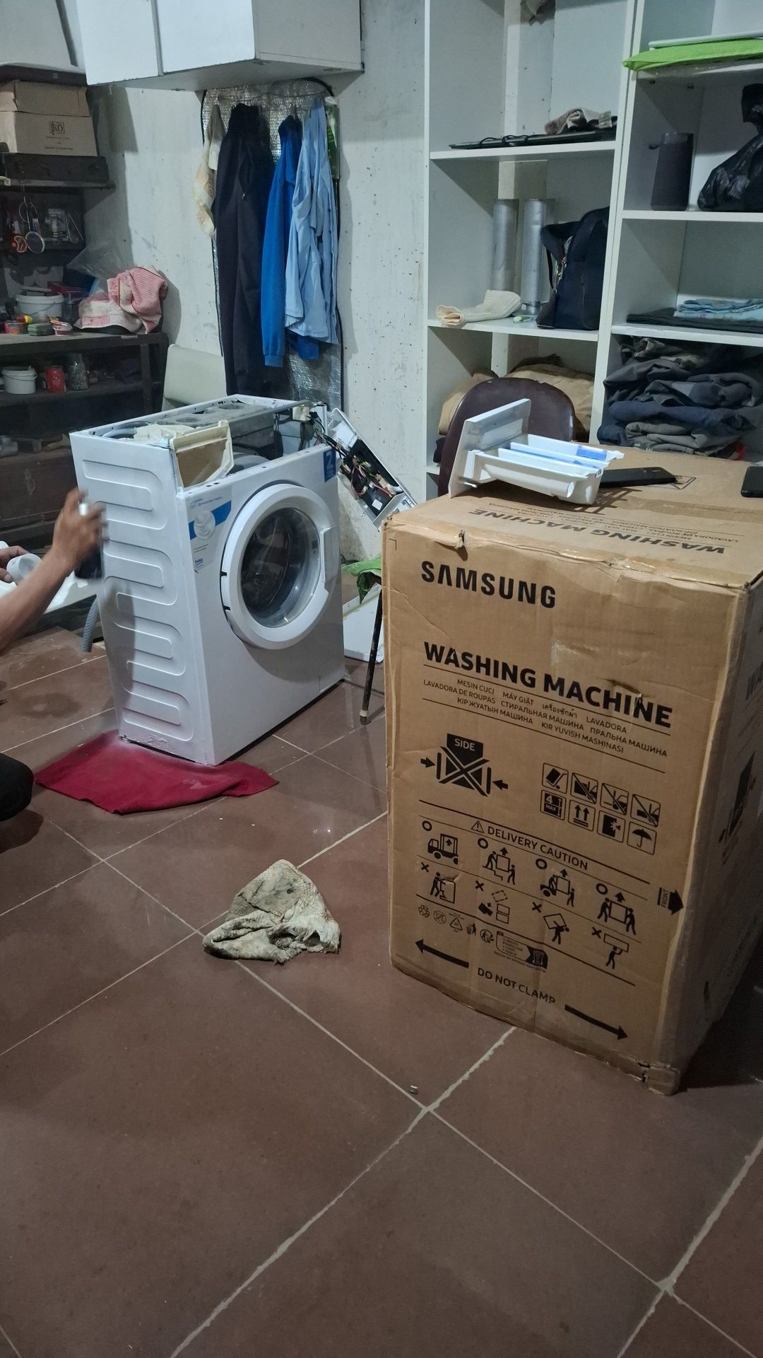 Продам стиральную машинку бу ,