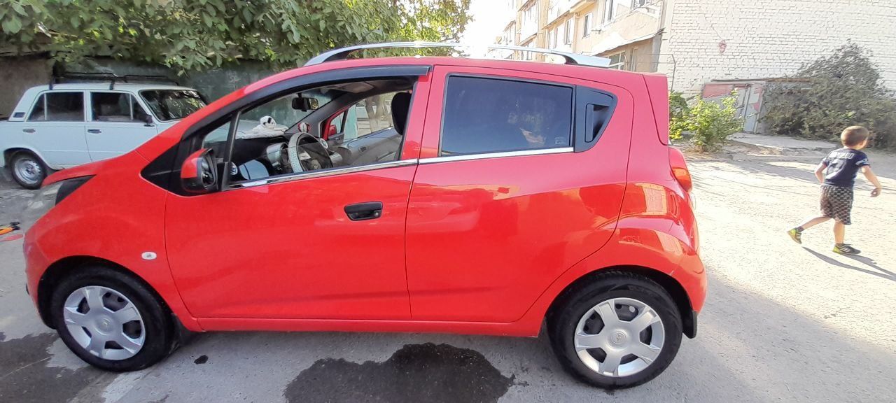 Spark sotiladi avtomat qilingan kotta mator