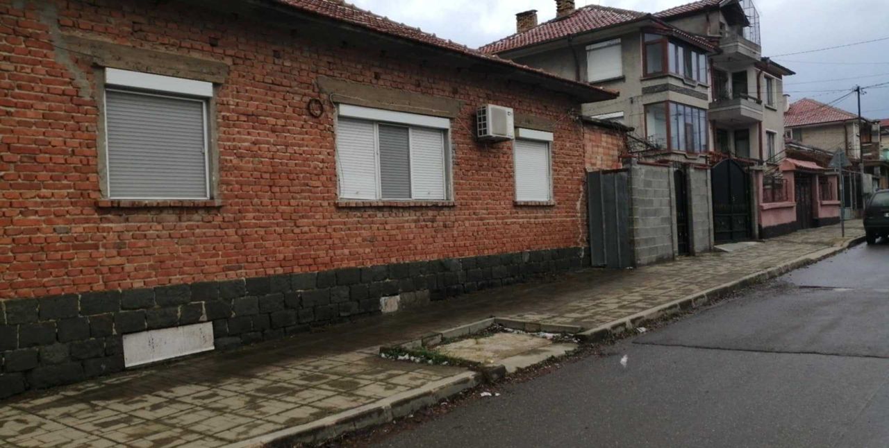 Продава се Къща в Карнобат - 100 кв.м за 750 €/кв.м - Снимка #15