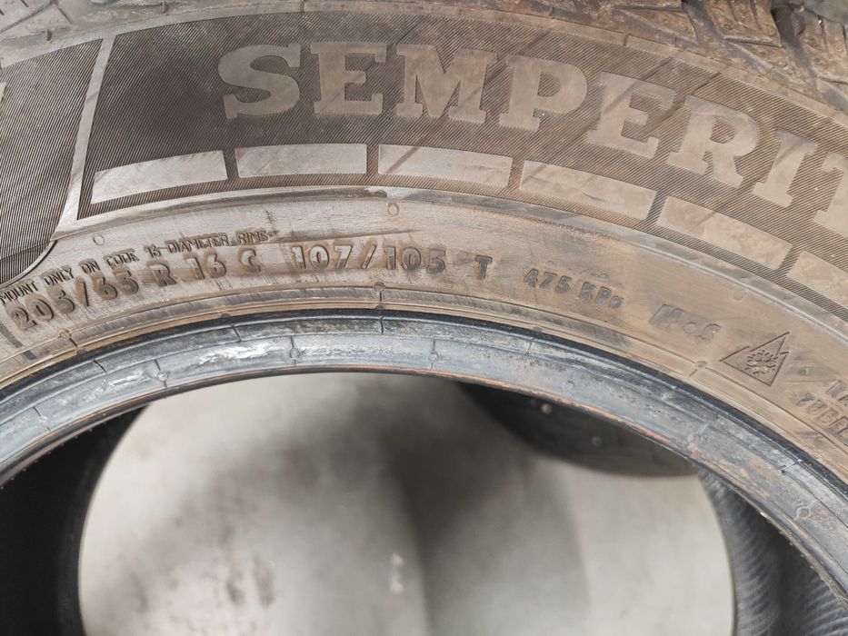 2бр.зимни гуми 205/65/16C Semperit