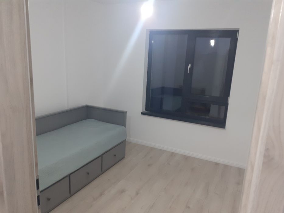 Închiriez apartament 2 camere
