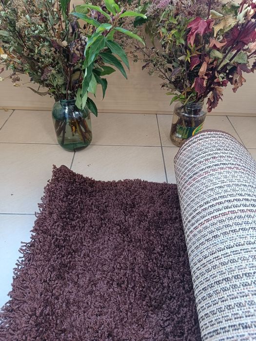 Продам палас производство Турция 1,5,х2,3 новый