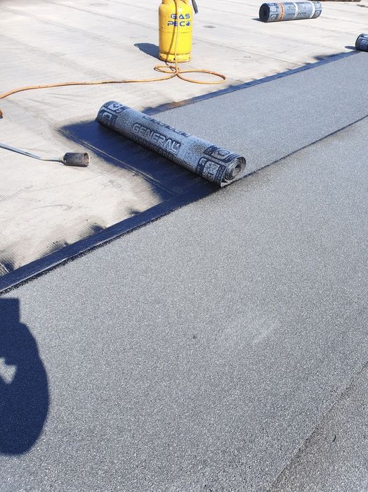 Hidroizolații  / terase  / reparații acoperișuri