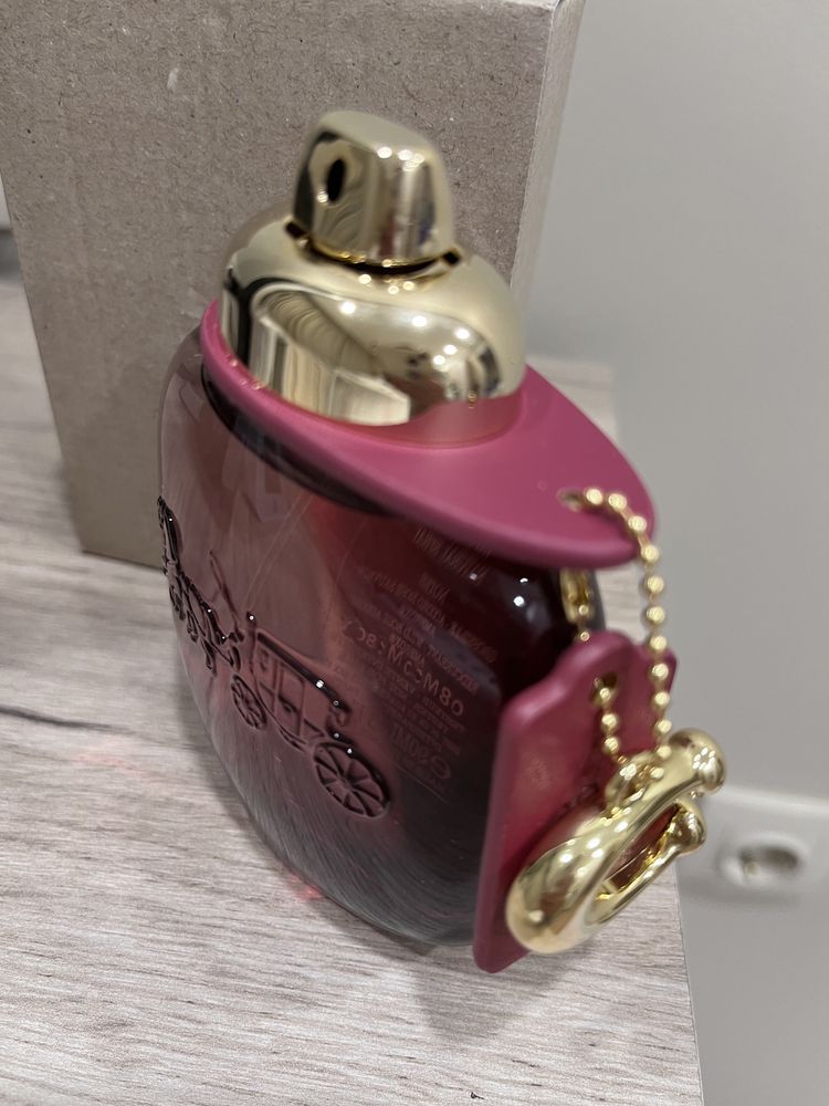 Парфюми Escada Especially, Coach Wild Rose
