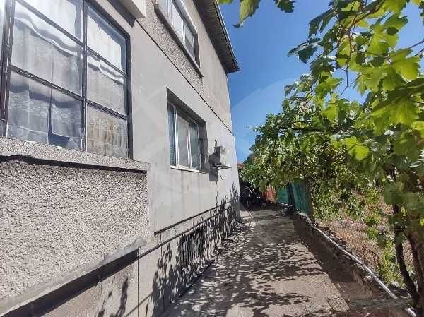 Продава се Етаж от къща в Първомай - 90 кв.м за 1334 €/кв.м - Снимка #10
