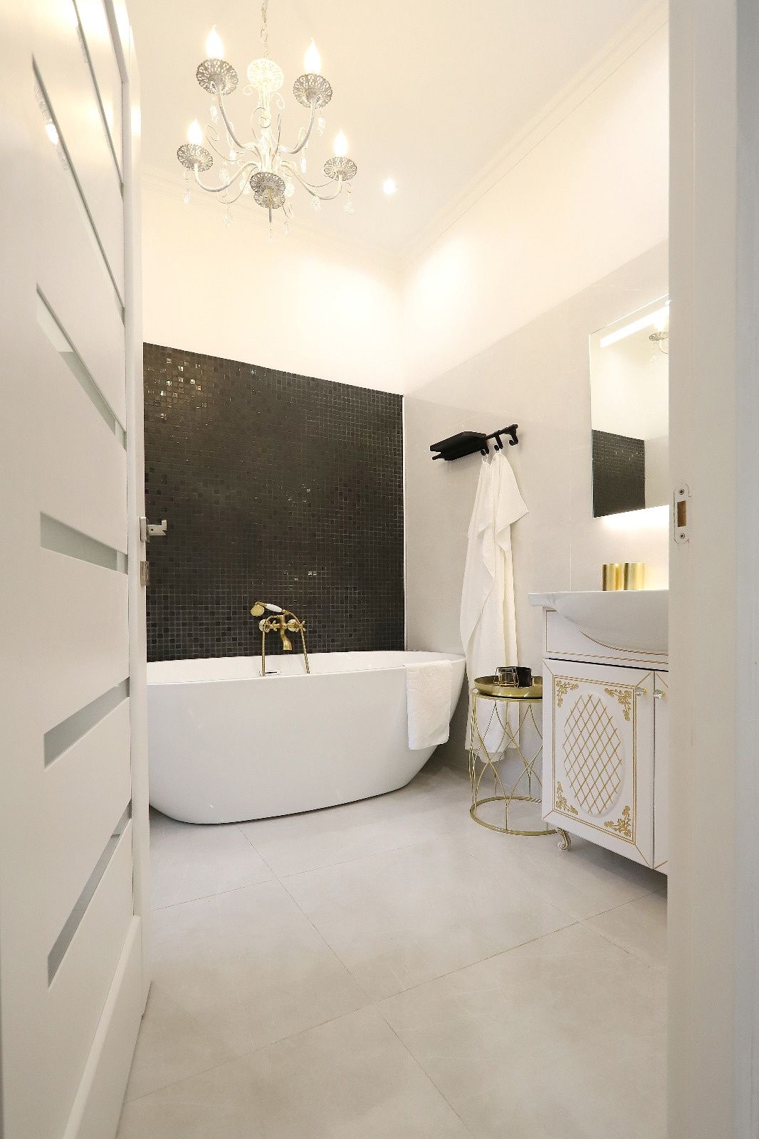 De vânzare direct de la proprietar: 3 apartamente în centrul Oradiei