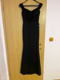 Дълга черна бална рокля