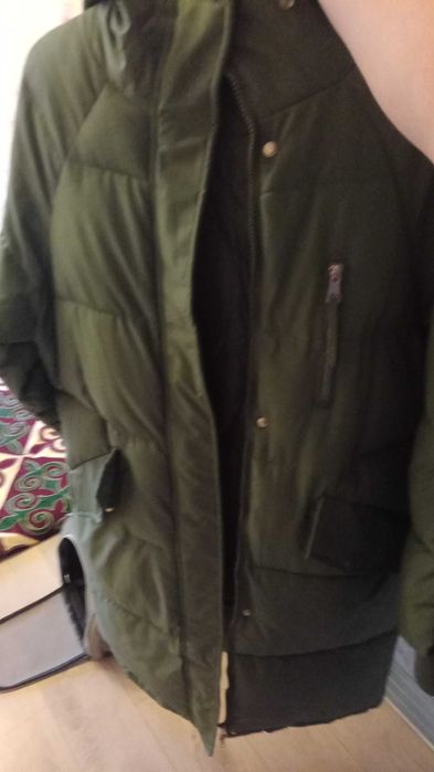 Продам пуховик . Новый . Зимний теплый   Цена