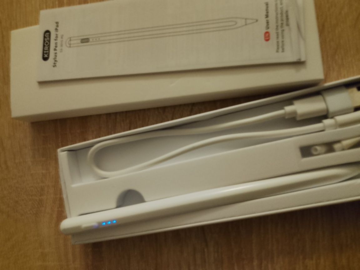 2 bucati Stylus Pen pentru iPad a 9-a și a 10-a generație.Noi.Sigilate