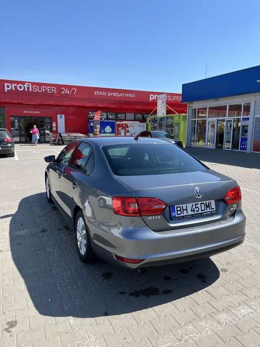 VW Jetta 2011 bluemotion