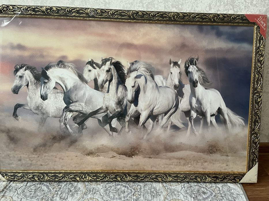 Продам картину табун лошодей