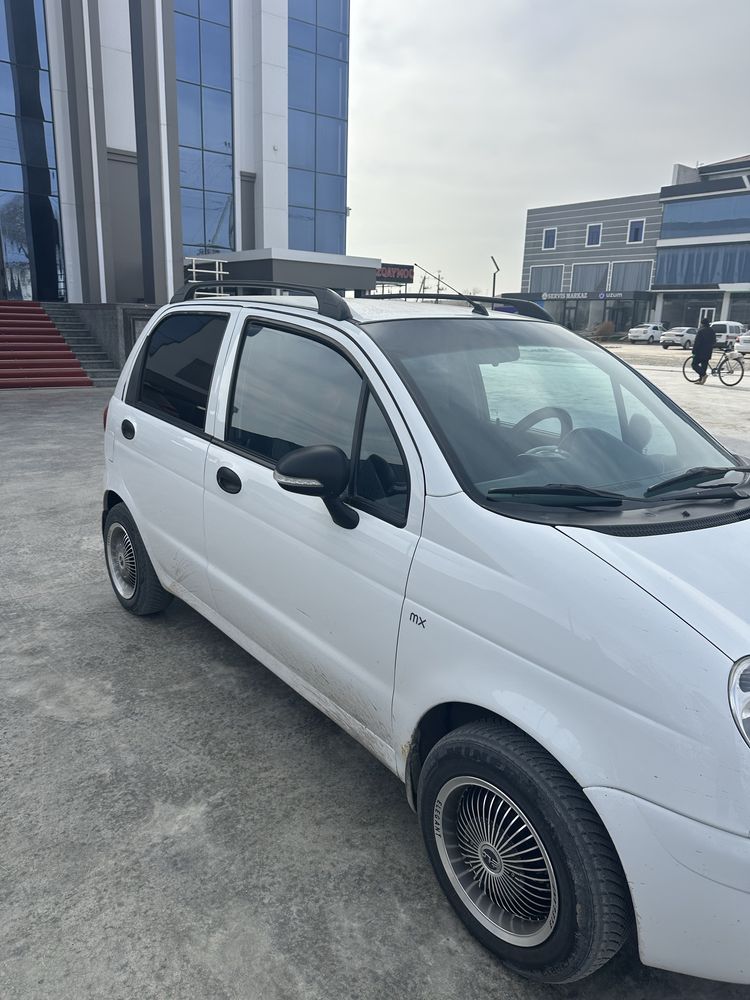 MATIZ 2013 lyuk kanditsioner 82.000 probeg.metan bor.polni shumka qili