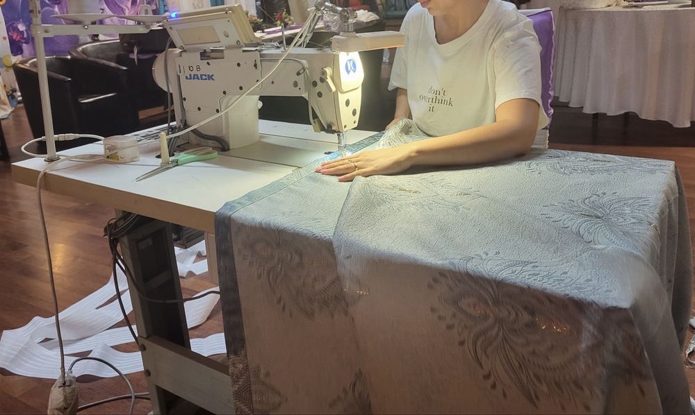 Masina de cusut profesionala liniara Jack la 220v, taiere ata automata