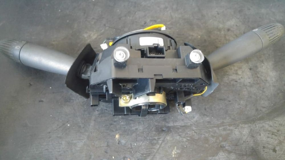 Bloc lumini maneta semnalizare stergator parbriz fiat panda 169 dupa 2003 735444632