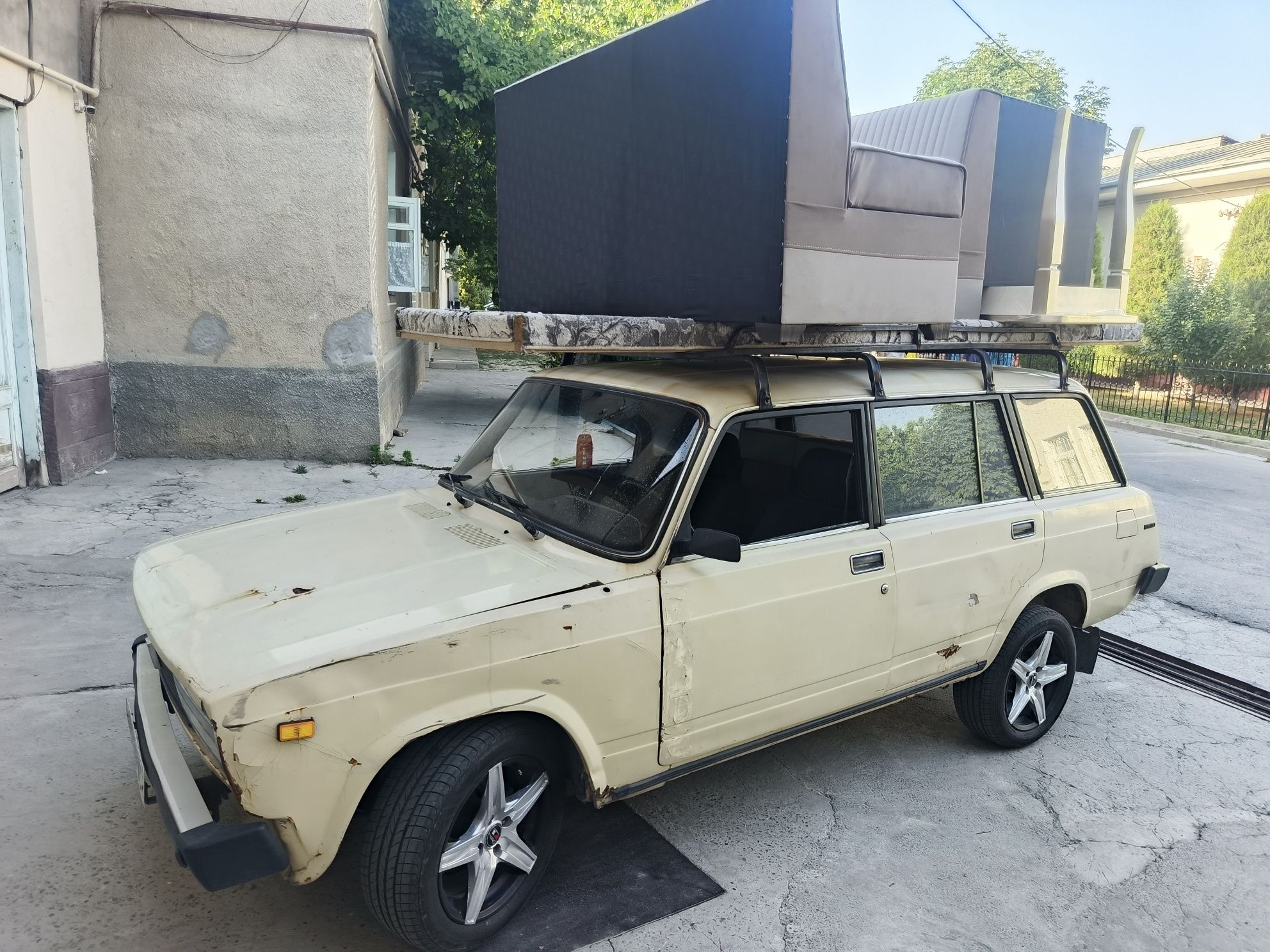 Srochna sotiladi