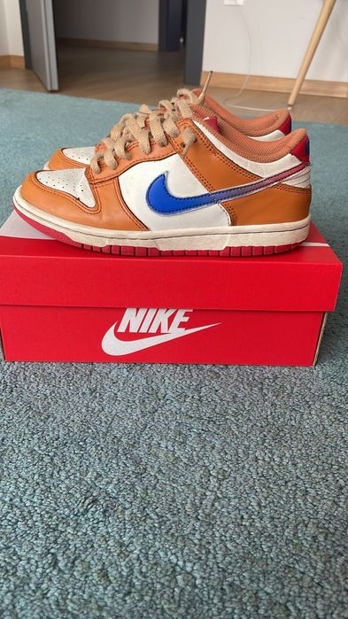 Vand adidasi Nike Dunk Low, marime 36