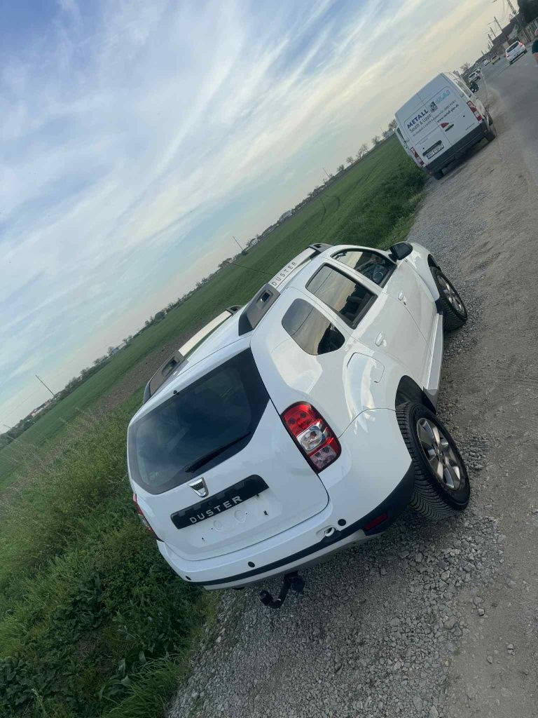Vând Duster Euro 6 an 2016