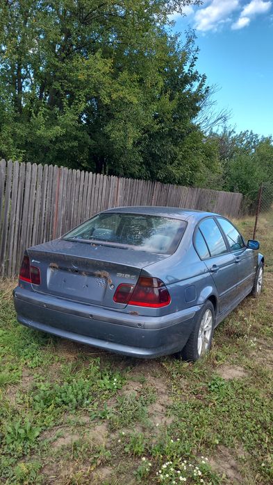 Dezmembrez bmw e46