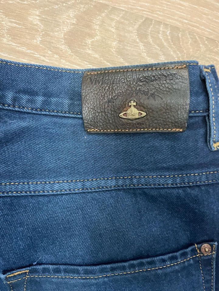 Blugi Vivienne Westwood
