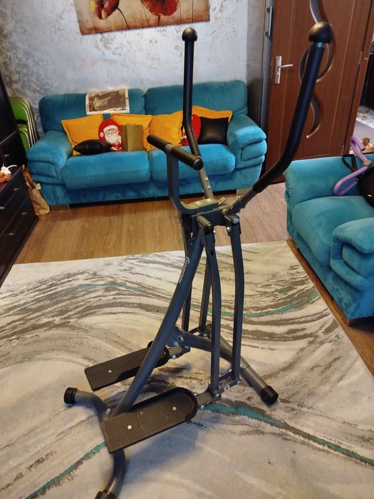 Bicicletă eliptică